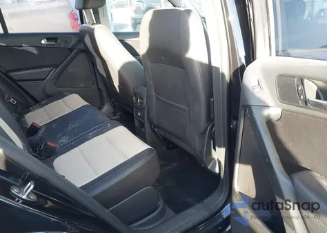 2016 Volkswagen Tiguan S z USA, uszkodzony, nr VIN WVGAV7AX4GW603031